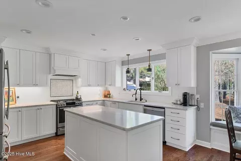 Kitchen - 25 Linville Dr, Pinehurst, NC 28374 photo 1 of 9