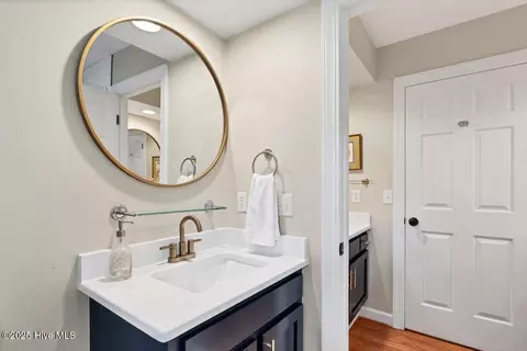 Bath - 25 Linville Dr, Pinehurst, NC 28374 photo 4 of 7