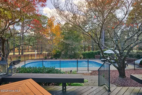 Exterior - 25 Linville Dr, Pinehurst, NC 28374 photo 7 of 9