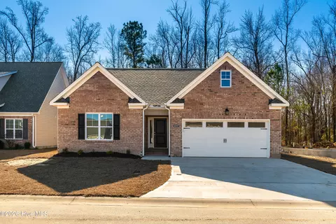 1217 Hunley Ct, Winterville, NC 28590