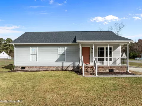 200 Sessoms Dr, Rich Square, NC 27869