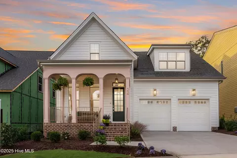 152 Coventry Ct, New Bern, NC 28562