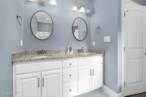 Bath - 8763 Surrey Top Rd, Bailey, NC 27807 photo 4 of 5