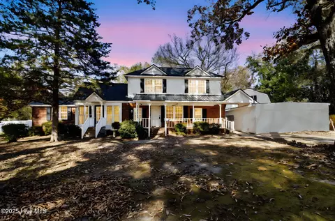 2313 Applebury Ln, Fayetteville, NC 28306