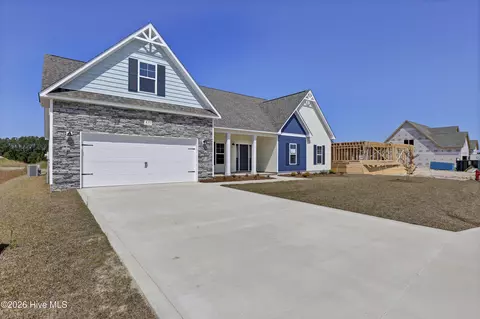 820 Tupelo Tree Dr, Hubert, NC 28539 photo 2