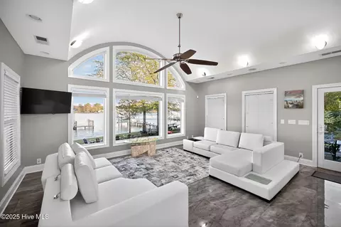 Living - 167 Brookshire Dr, Bath, NC 27808 photo 3 of 3