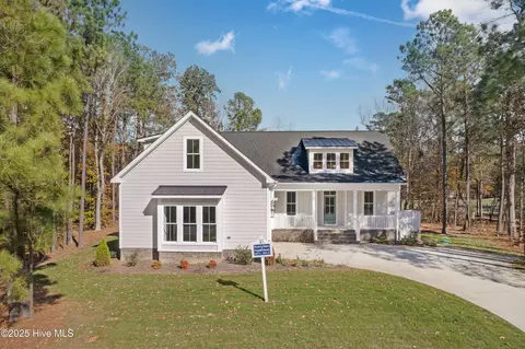 172 Roanoke Dr, Hertford, NC 27944