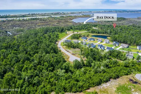 351 Landon Ln, Sneads Ferry, NC 28460