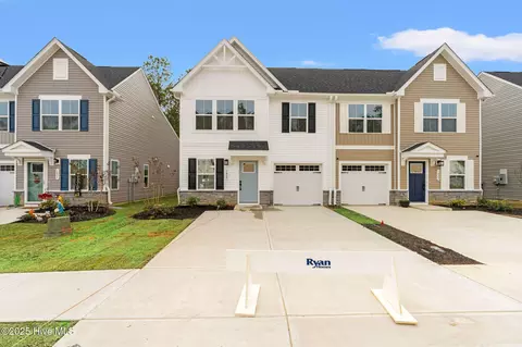 1439 Pine Log Trl NE, Bolivia, NC 28422