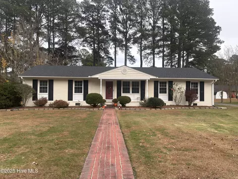 103 Springlake Dr, Murfreesboro, NC 27855 photo 2