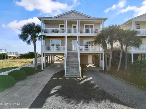 467 Ocean Blvd W, Holden Beach, NC 28462