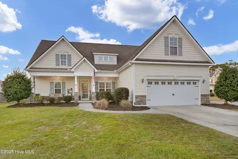 85 Strawberry Fields Way, Hampstead, NC 28443