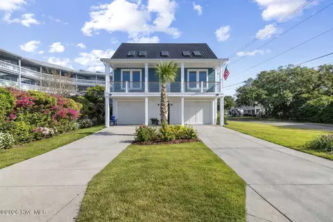 300 Georgia Ave, Carolina Beach, NC 28428