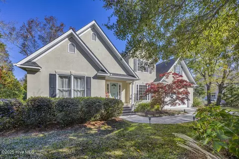 6105 Sleepy Hollow Ln, Wilmington, NC 28409