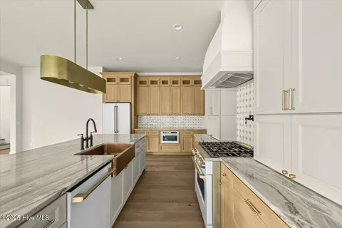 Kitchen - 310 Sloan Ln, Pinehurst, NC 28374 photo 3 of 10