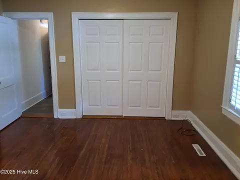 Bedroom - 33 Gapway Rd, Fair Bluff, NC 28439 photo 5 of 10