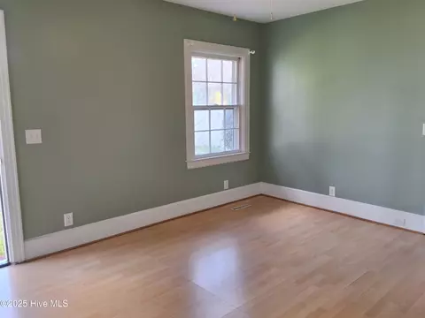 Living - 33 Gapway Rd, Fair Bluff, NC 28439 photo 13 of 13