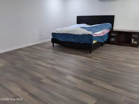 Bedroom - 33 Gapway Rd, Fair Bluff, NC 28439 photo 2 of 10