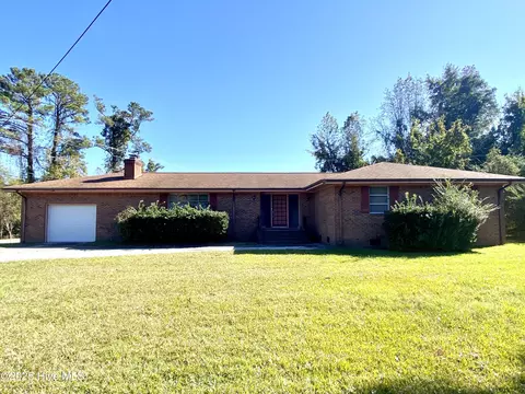20808 Us Highway 17, Hampstead, NC 28443