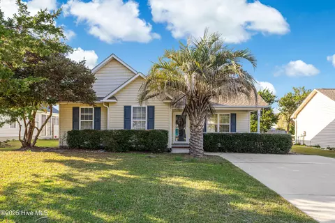 4943 N Hampton Dr SE, Southport, NC 28461