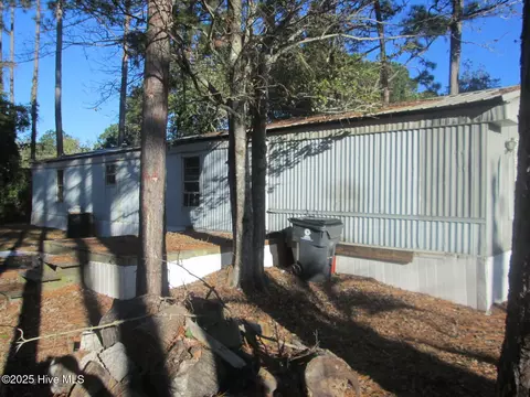 4159 9th St SE, Southport, NC 28461
