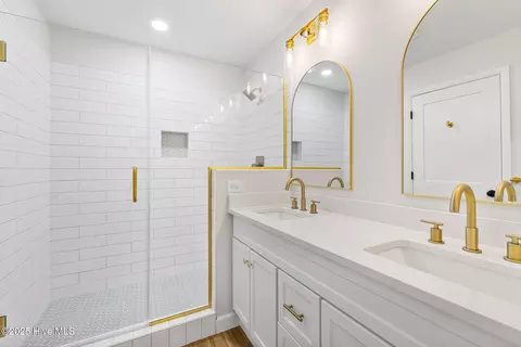 Bath - 1408 Edgebrook Dr, Garner, NC 27529 photo 3 of 9