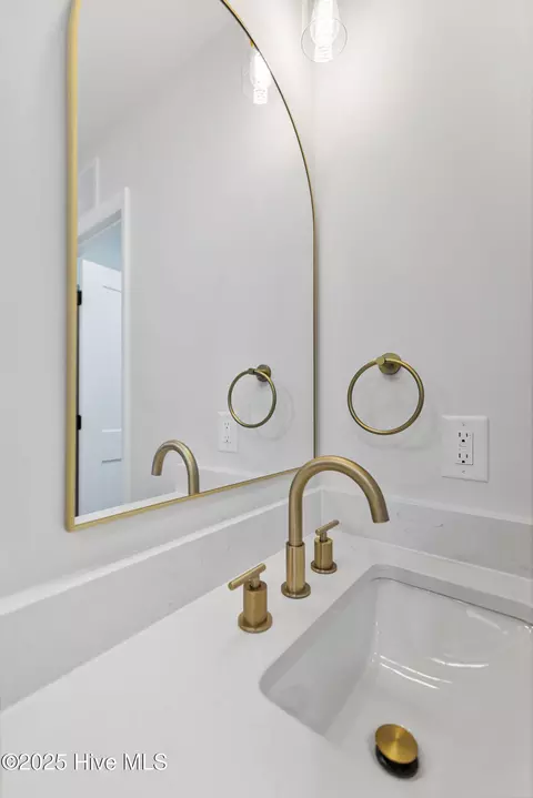 Bath - 1408 Edgebrook Dr, Garner, NC 27529 photo 5 of 9