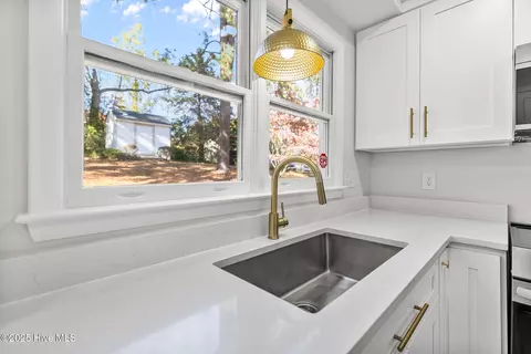 Kitchen - 1408 Edgebrook Dr, Garner, NC 27529 photo 4 of 7