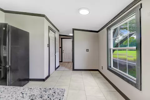 180 Oliver Herring Rd, Mount Olive, NC 28365 photo 12