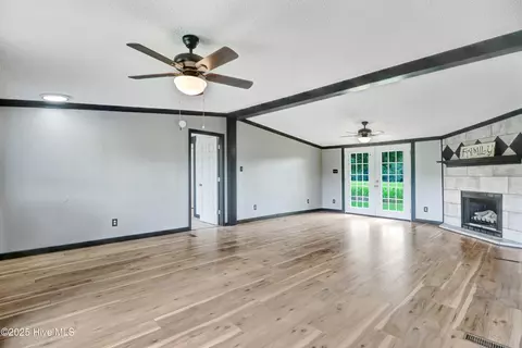 180 Oliver Herring Rd, Mount Olive, NC 28365 photo 5