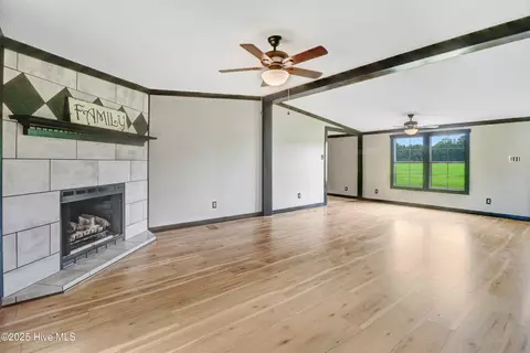 180 Oliver Herring Rd, Mount Olive, NC 28365 photo 7