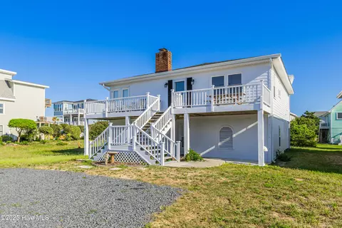 317 Sand Piper Ln, Holden Beach, NC 28462