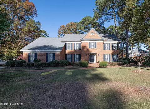 3502 Wallingford Rd, Greenville, NC 27858