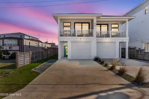 1419 Mackerel Ln #1, Carolina Beach, NC 28428
