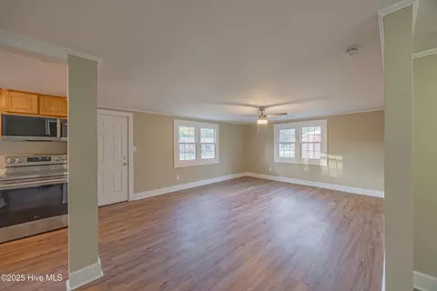 214 Pine St, Wallace, NC 28466 photo 19