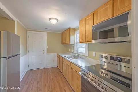 214 Pine St, Wallace, NC 28466 photo 8