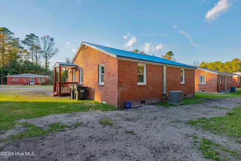 214 Pine St, Wallace, NC 28466 photo 22