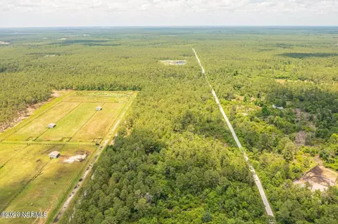 7584 Plantation Rd, Wilmington, NC 28411