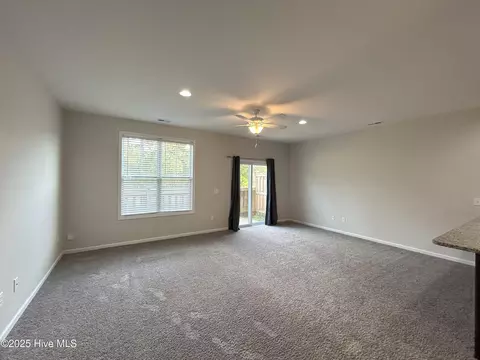 Living - 84 Aspen Rd, Hampstead, NC 28443 photo 4 of 5