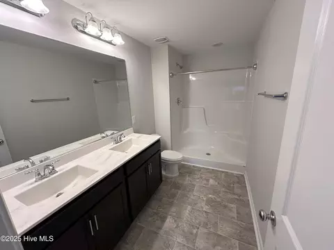Bath - 84 Aspen Rd, Hampstead, NC 28443 photo 2 of 3