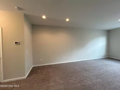 Living - 84 Aspen Rd, Hampstead, NC 28443 photo 5 of 5