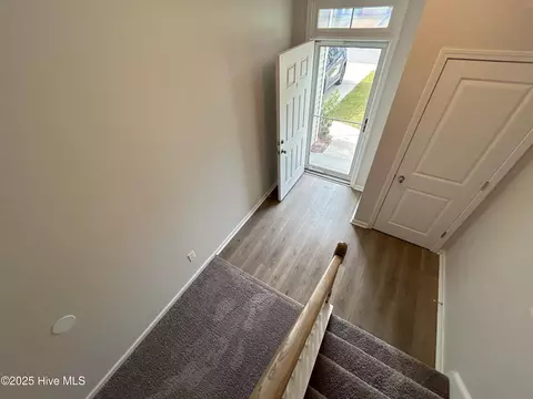 Entry Way - 84 Aspen Rd, Hampstead, NC 28443 photo 1 of 5
