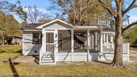 359 Nc 307 Hwy, Bayboro, NC 28515