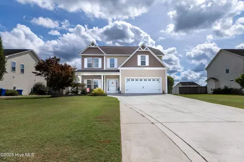 126 Landover Dr, Richlands, NC 28574