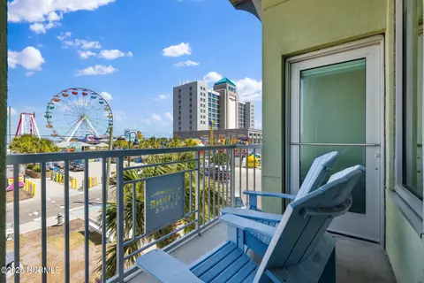 102 Cape Fear Blvd UNIT 204, Carolina Beach, NC 28428