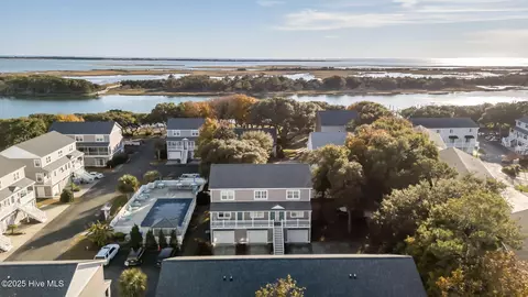 2511 Front St, Beaufort, NC 28516