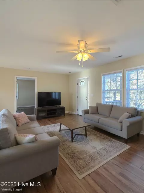 Living - 4876 Loop Rd, Scranton, NC 27875 photo 1 of 1