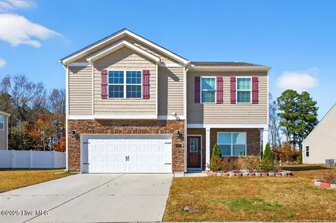 4444 Marthas Village Ln, Ayden, NC 28513