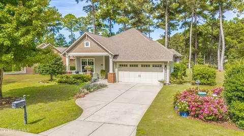 680 Legacy Lakes Way, Aberdeen, NC 28315