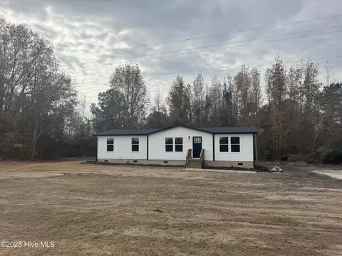 2550 Big Piney Grove Rd, Clinton, NC 28328